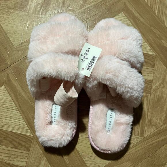Shoes - Aeropostale Women's Pink Slides